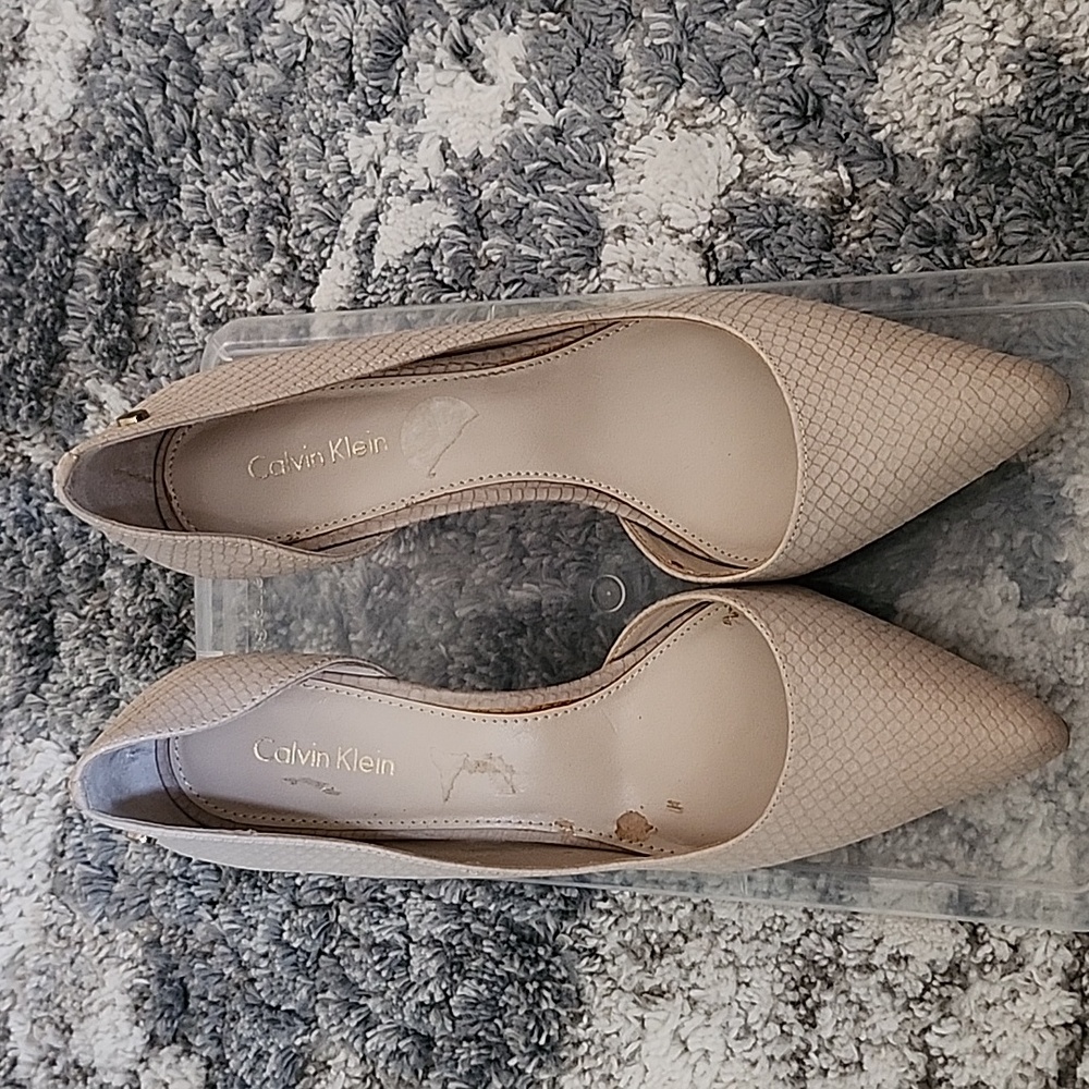 Calvin Klein shoes,size 8.5, tan color